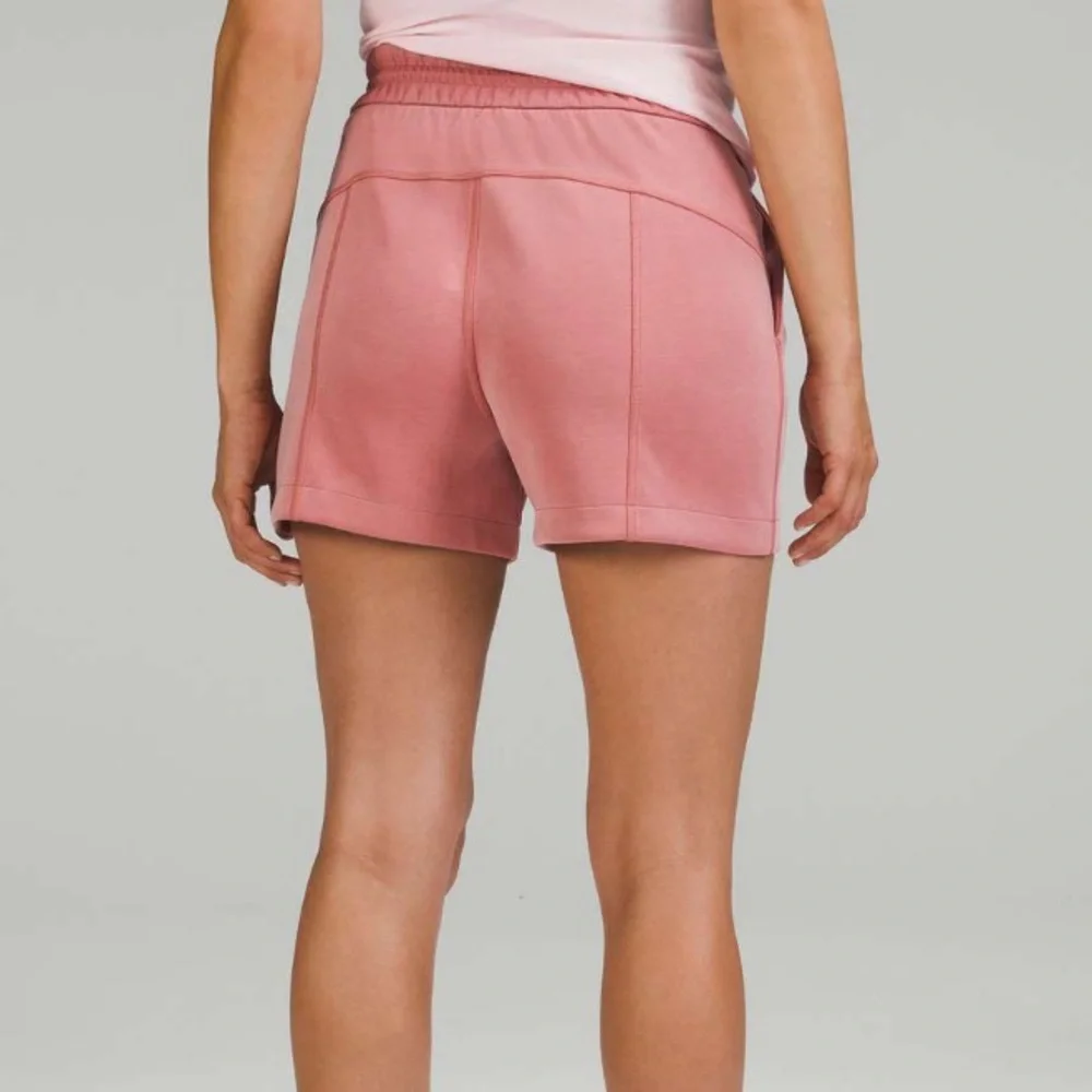 Lululemon Softstreme High-Rise Short 4